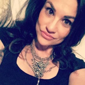 Meet your Posher, Jenny